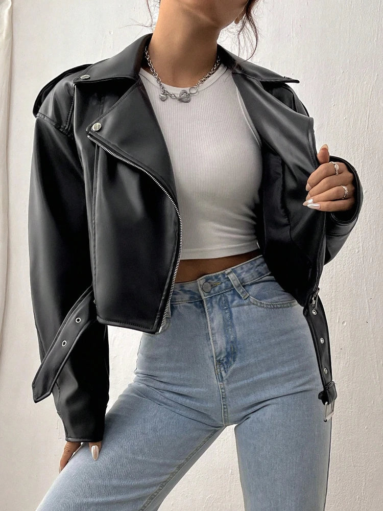 Nadia | elegant and powerful leather jacket