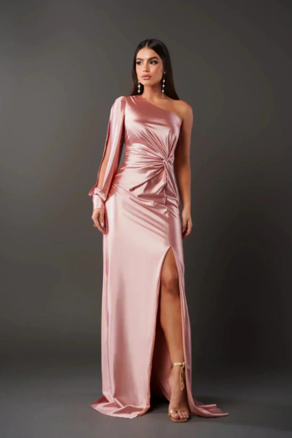 Cora | One-sleeved satin dress